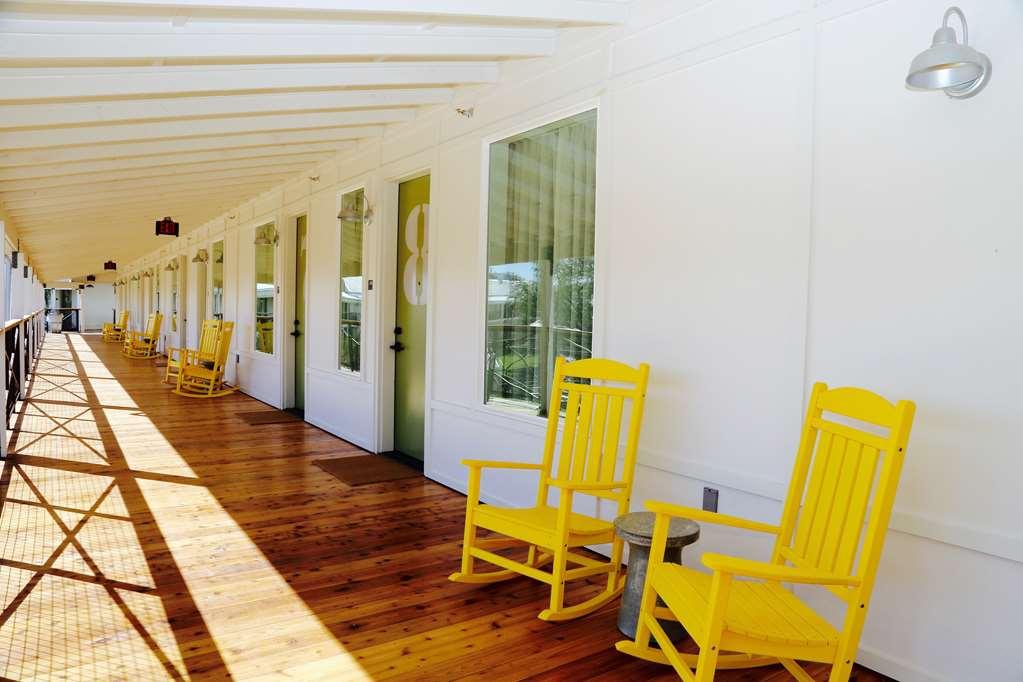 Cavalry Court, By Valencia Hotel Collection College Station Zimmer foto