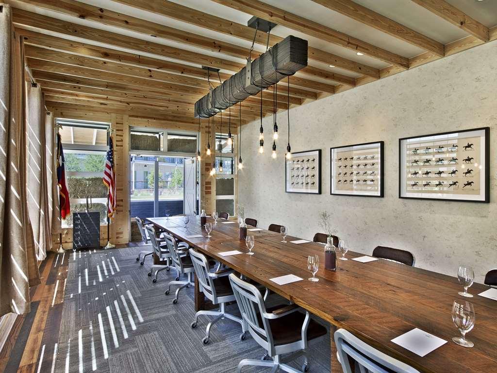 Cavalry Court, By Valencia Hotel Collection College Station Einrichtungen foto