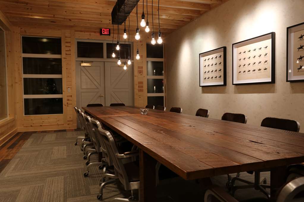 Cavalry Court, By Valencia Hotel Collection College Station Einrichtungen foto