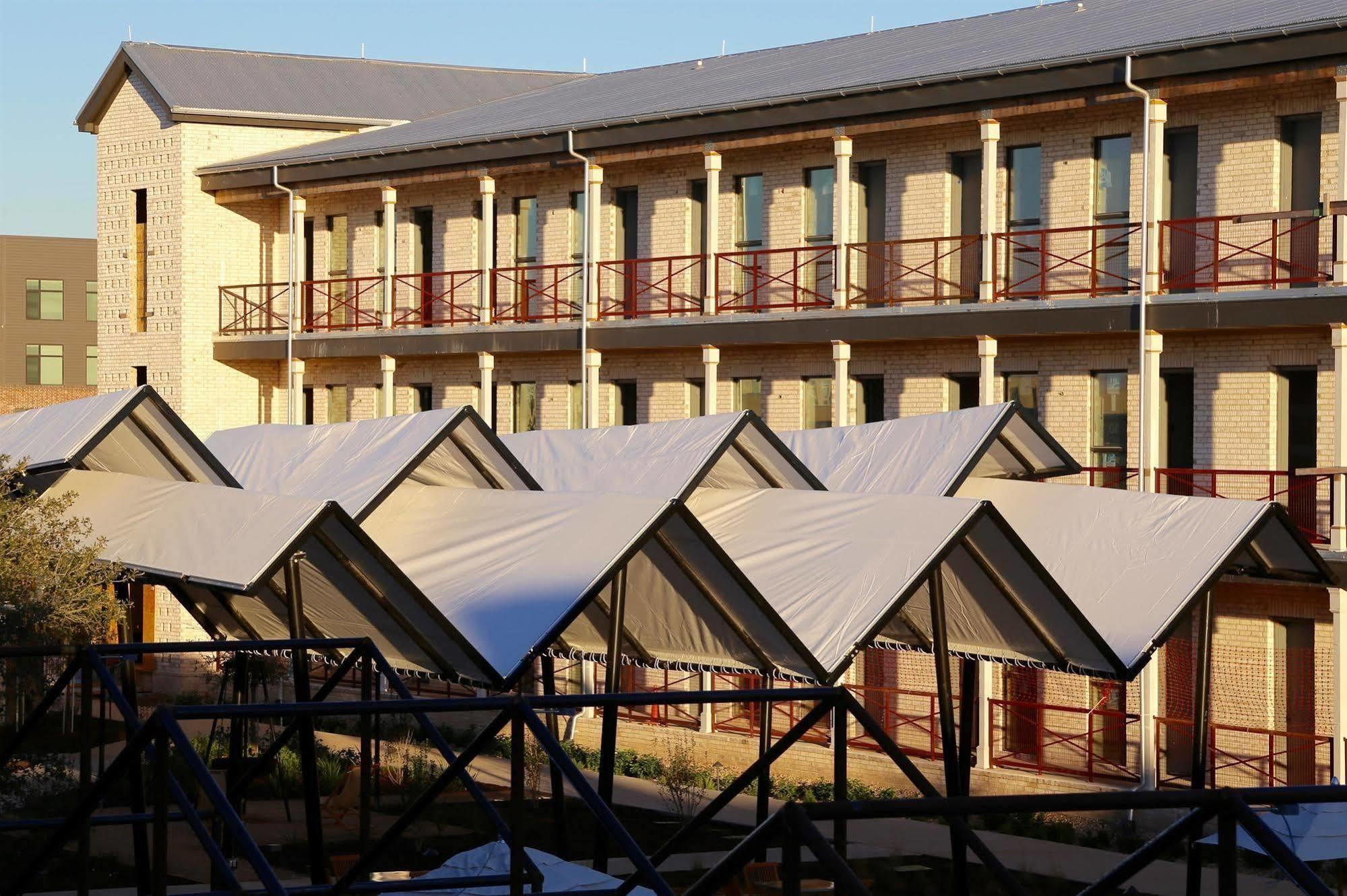 Cavalry Court, By Valencia Hotel Collection College Station Exterior foto